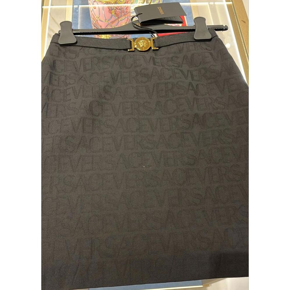 BNWT Versace Medusa Logo Skirt Size Medium (40) $1,300